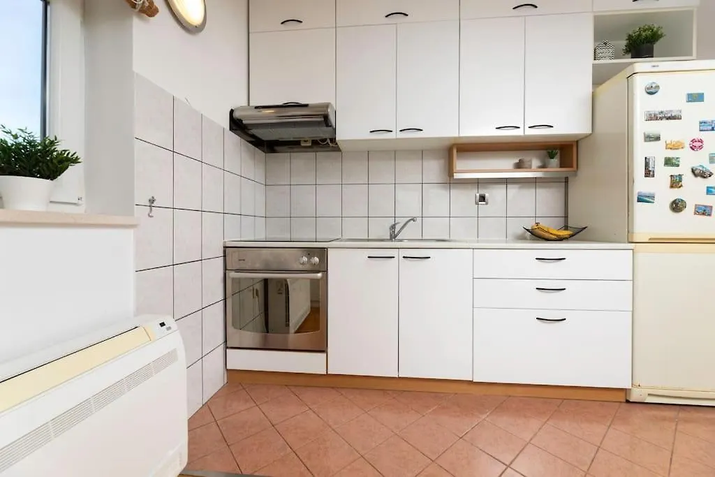 Apartment Olive With Wonderful Sea View - 500 M From Beach Punat Hırvatistan